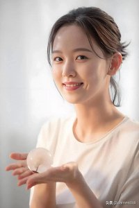 姜汉娜 - 为艺术献身的韩国女星(情欲王朝)戏里让人印象深刻