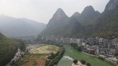 广西河池真正的长寿村,山清水秀空气清新,百岁老人比例第一