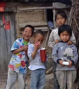 农村留守妇女:孤独压抑,婚姻难守,社会应给予关注与支持