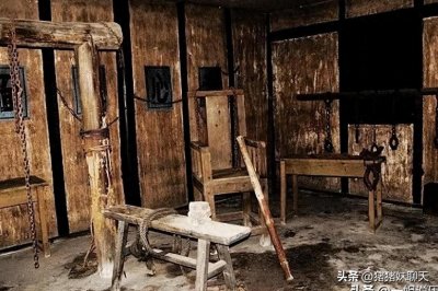 “老虎凳”有多可怕? 3块砖头就令犯人招供,普通人顶不过一分
