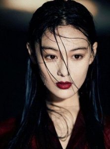 张馨予与吴卓羲:激情床照风波后的情感纠葛与人生新篇