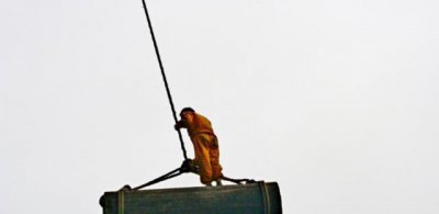 困惑世人两千年的悬棺之谜,专家给出4个答案,你相信哪个?