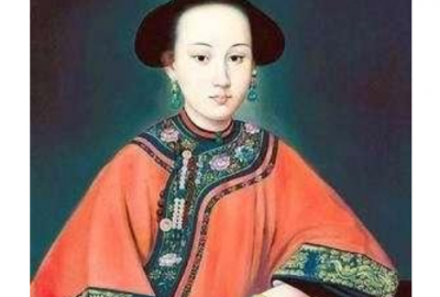 香妃戎装像太惊艳,但历史学家说这不是香妃?那香妃长什么样子?