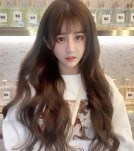 快手杨清柠与王乐乐的黑历史:未成年婚姻与家暴争议内幕揭秘