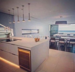 章泽天豪宅新女主,发ins调侃新宅内部豪华,奶茶成网红照妖镜