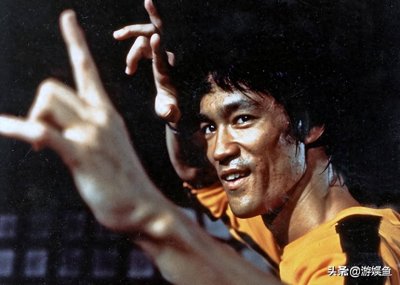 李小龙妻女近况,李香凝平庸安稳,妻子与三婚丈夫恩爱30年未生育