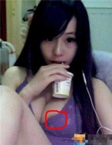 卡卡大尺度截图 有心还是无意?