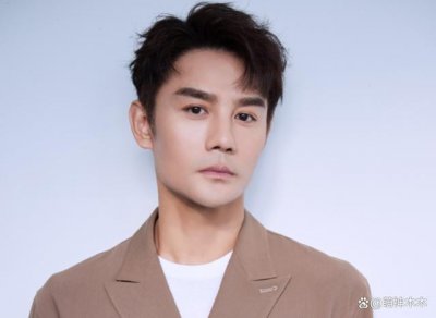 郭涵再锤王凯欠债!公费旅游多花十几万,耍大牌让人陪酒又扰民