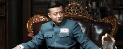 鬓边曹贵修的人设是什么