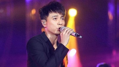 「特别推荐」《月半小夜曲》“情如曲过,明月半倚深秋”