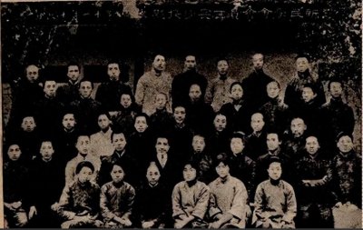 “两弹元勋”邓稼先逝世多年,女儿定居国外从医,儿子一生低调