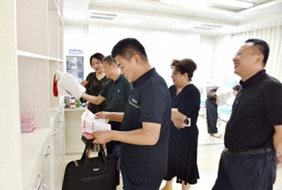 滨州市中心血站到泰安市中心血站参观交流