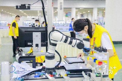 深圳信息职业技术学院:信息技术服务区域产业升级