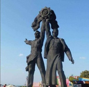 乌克兰为何不愿回到俄罗斯呢?反而摆脱俄罗斯影响的迹象很明显