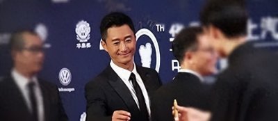 骗了我们49年!原来他就是吴京的父亲,难怪吴京能大红大紫