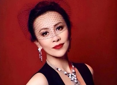 瞒不住了!刘嘉玲被绑架照片遭泄露,结婚17年无子真相大白!